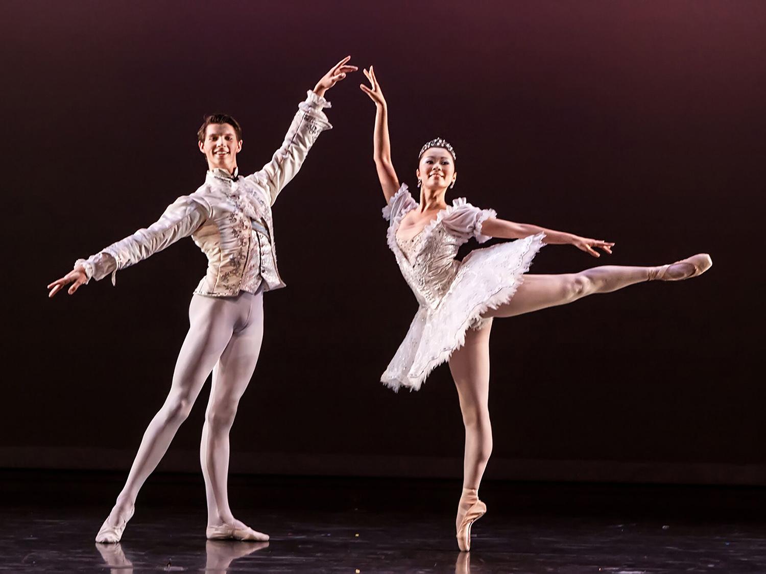 Houston Ballet II to bring rising dancing stars to Oswego