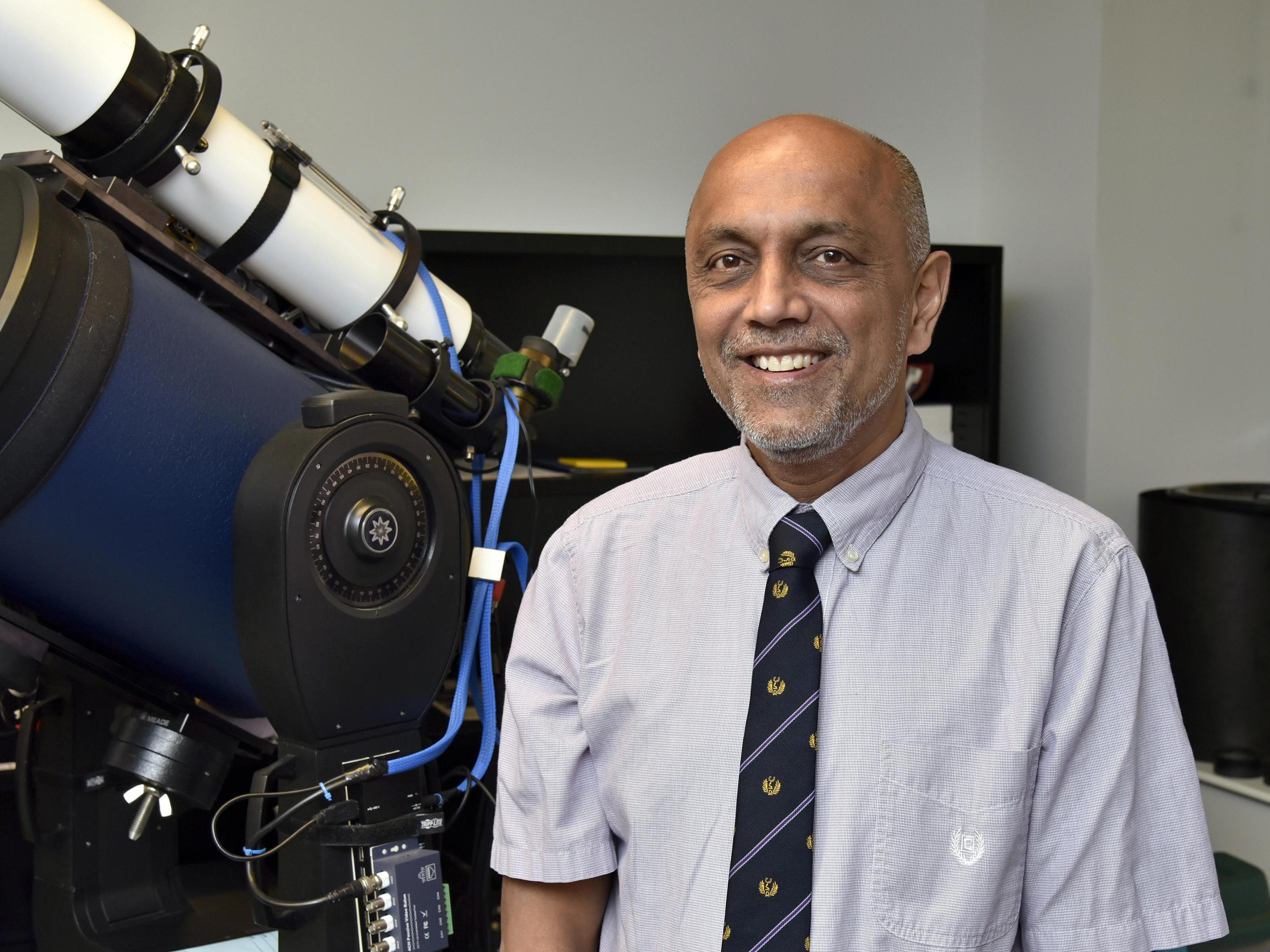 Shashi Kanbur earned the Chancellor's Award for Excellence in Scholarly and Creative Activity for his research and tremendously positive impact on students