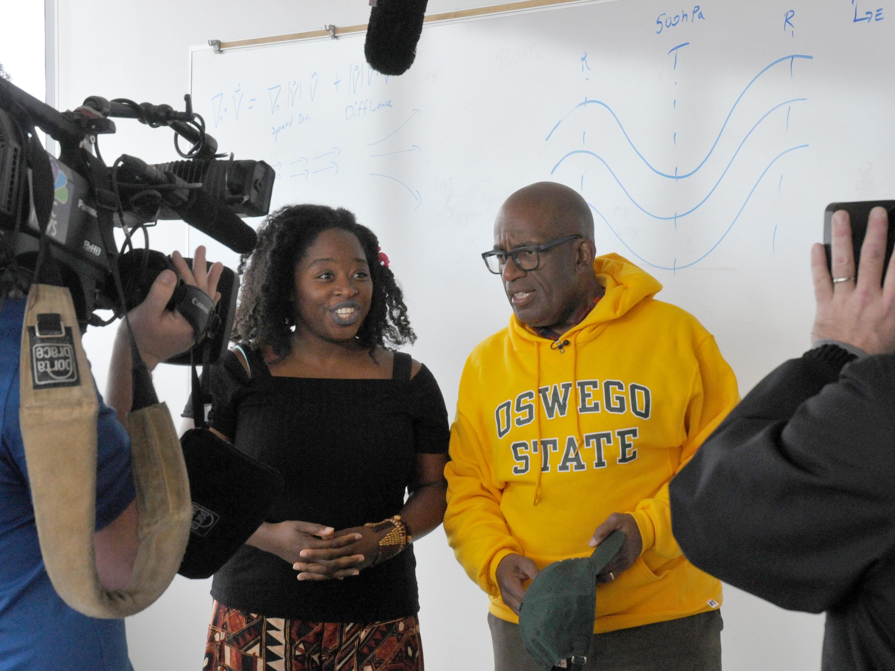 Al Roker visits a meteorology classroom at SUNY Oswego during 2017 Rokerthon