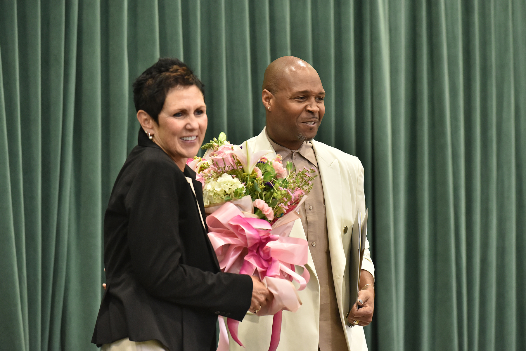 The 10th annual Scholars Brunch, held Sept. 28 in Deborah F. Stanley Arena and Convocation Hall, brought together nearly 300 student scholarship recipients, benefactors and university community members to share stories and appreciation for one another and SUNY Oswego.