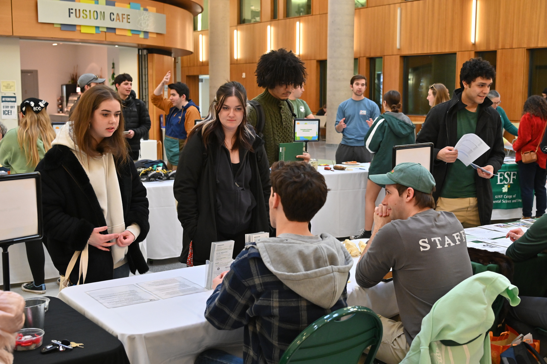 The Environmental Careers Showcase by Career Services, March 10 in the Shineman Center Nucleus, offered students the chance to connect with employers and graduate programs, and to explore conservation and environmental careers such as protecting natural resources, conserving species and habitats. 