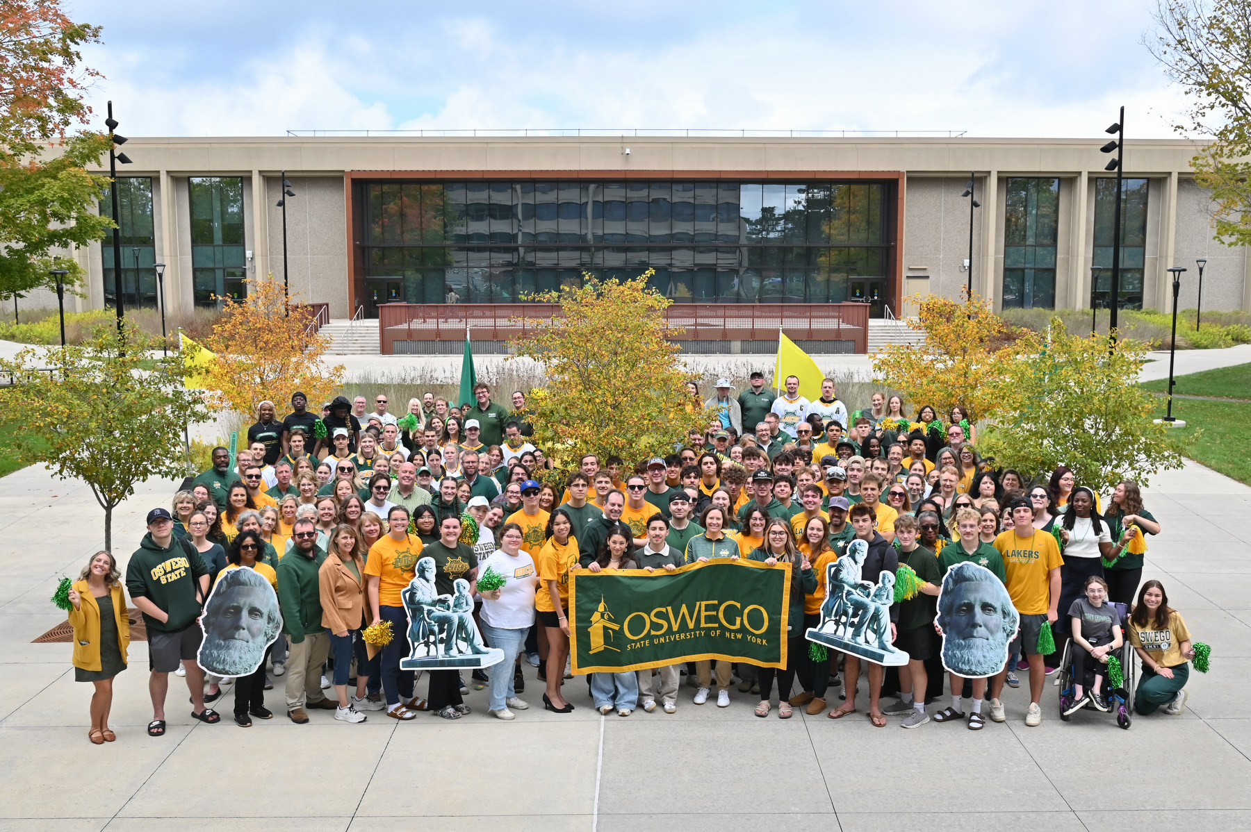 The campus community showed their Oswego spirit while gathering in Sheldon Park on Sept. 26 for our Green and Gold Day photo in conjunction with National College Colors Day. 